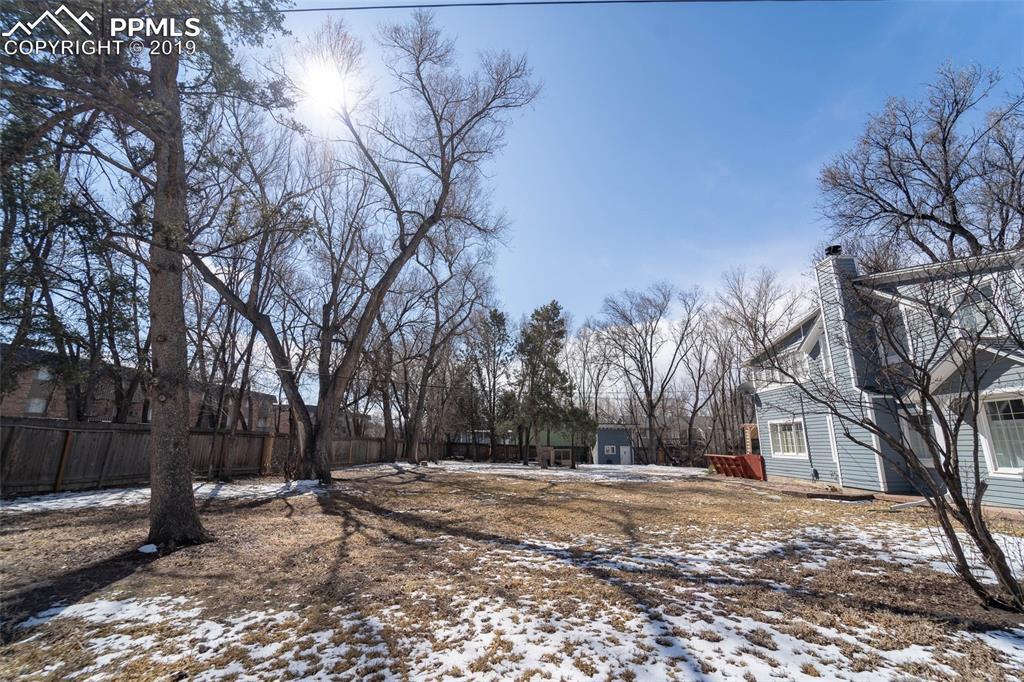 415 Van Buren Street - Photo 1