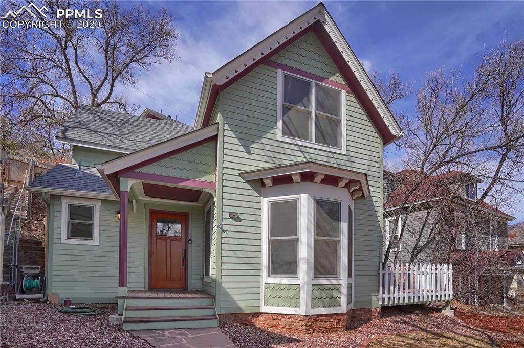 1121 Manitou Avenue - Photo 1 1121 Manitou Avenue - Photo 1