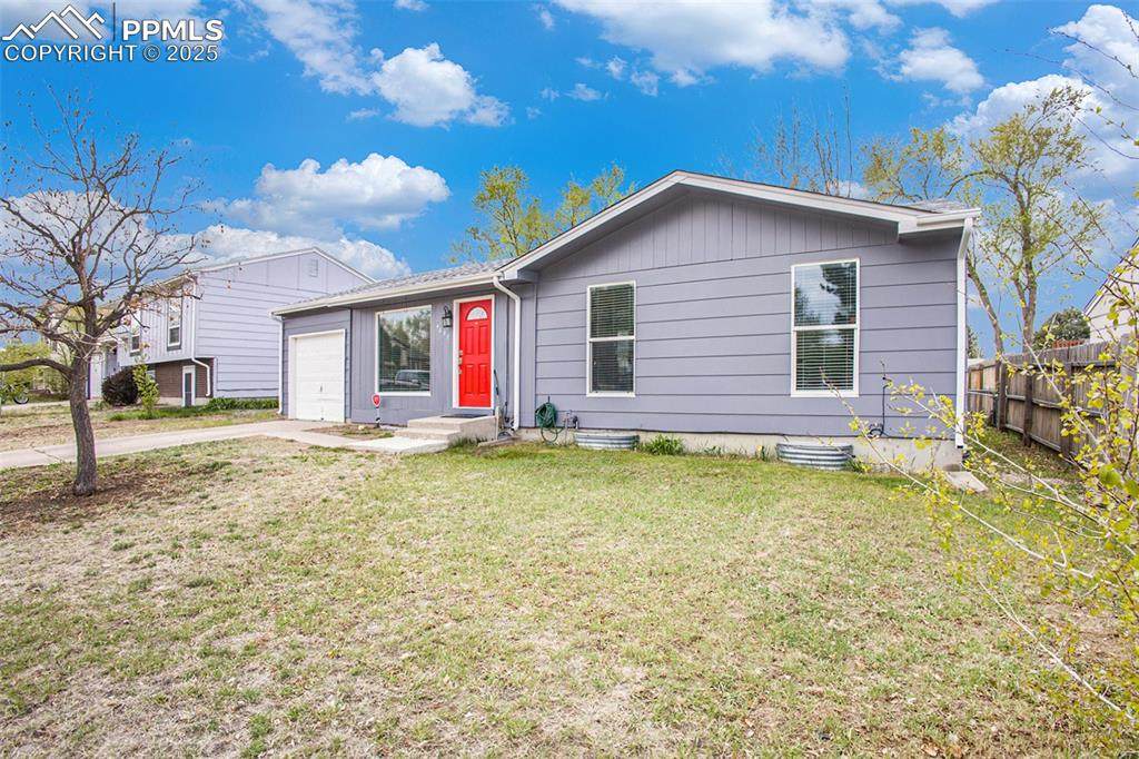 4087 London Lane - Photo 1