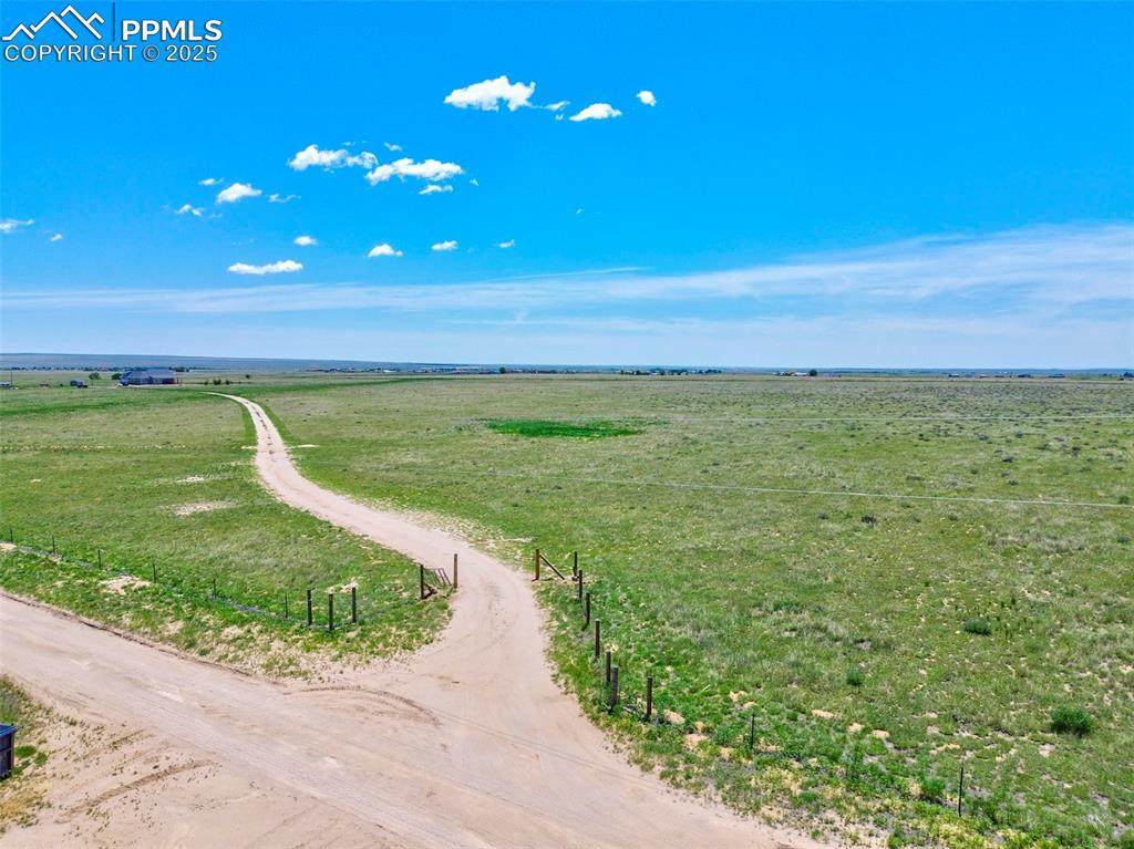 21650 Leona Homestead View - Photo 1
