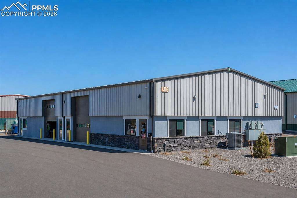 7302 Cole View - Photo 1