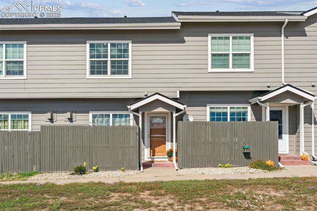 645 Yuma Loop - Photo 1