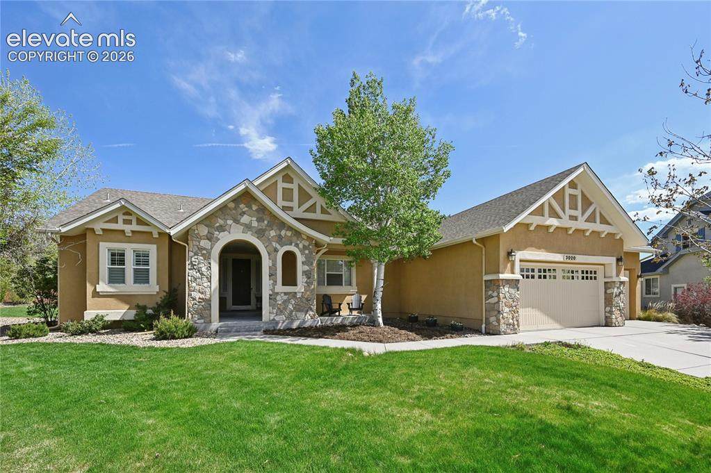 3020 Hollycrest Drive - Photo 1