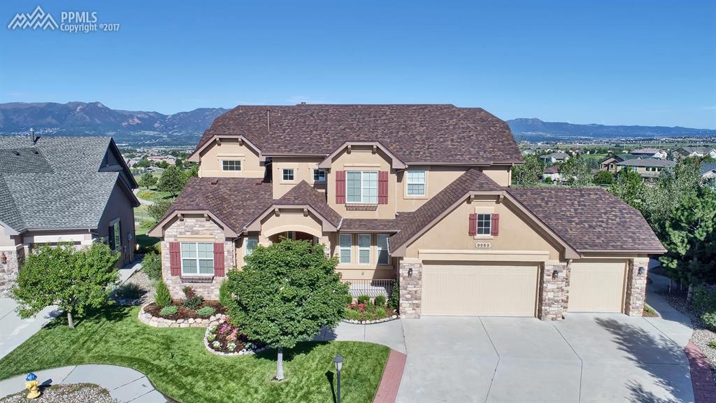 9952 Oak Knoll Terrace - Photo 1