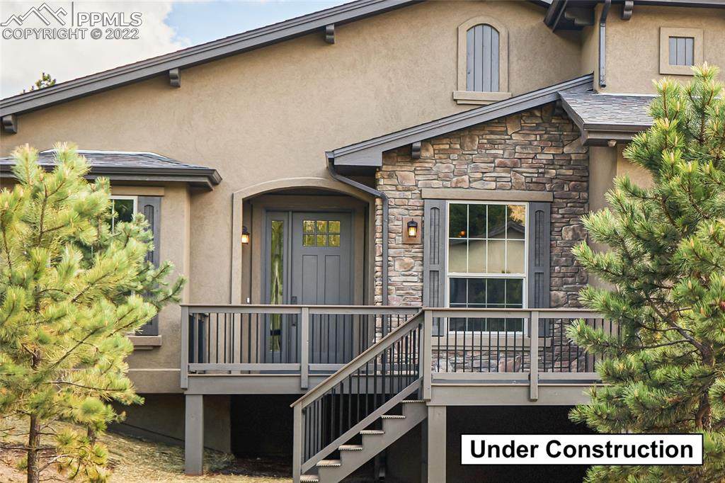 1105 Highlands Court - Photo 1