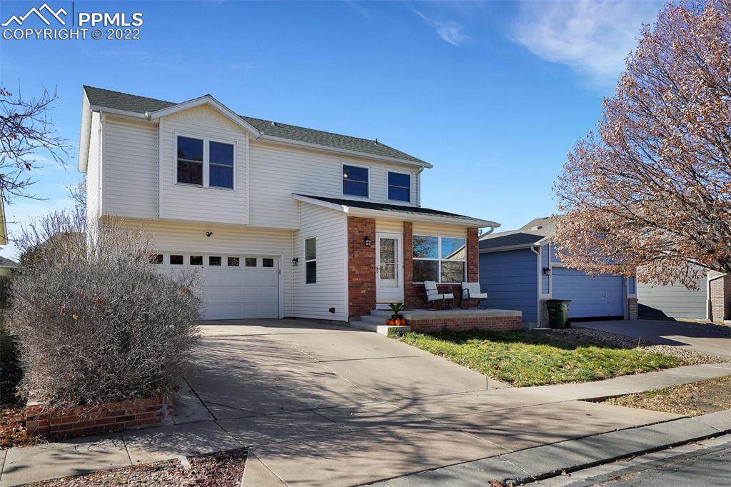 5880 Grapevine Drive - Photo 1