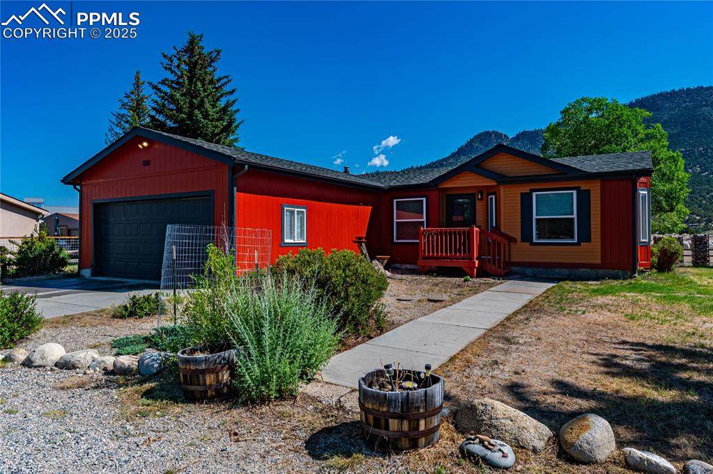 539 Arizona Street - Photo 1