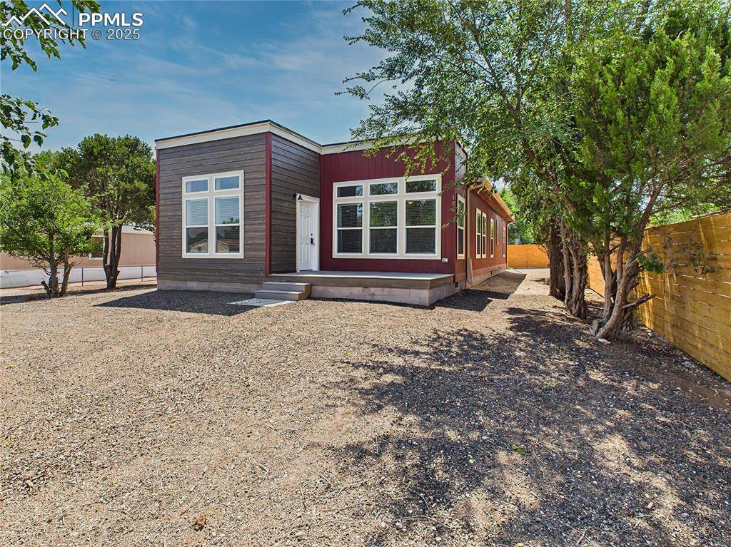 128 Byrd Drive - Photo 1