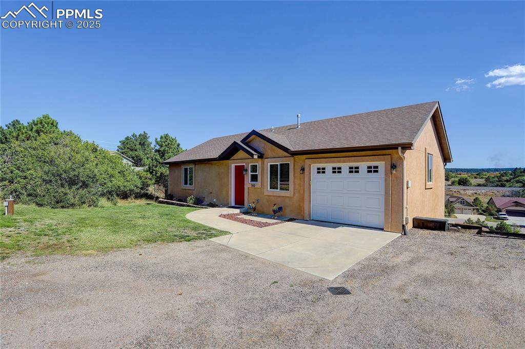 749 Westward Lane - Photo 1