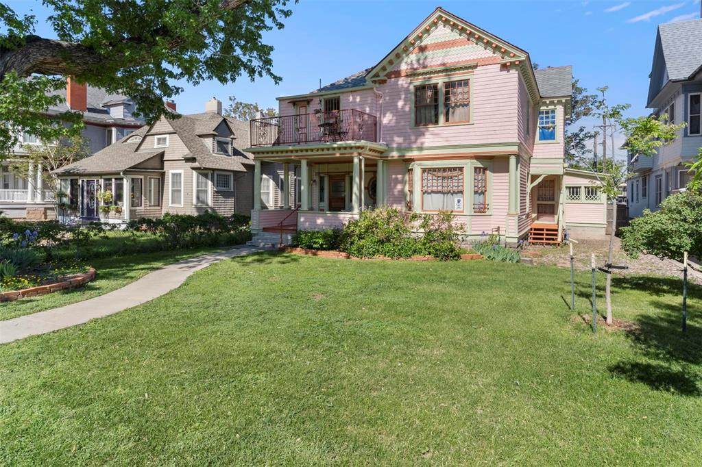 719 Nevada Avenue - Photo 1