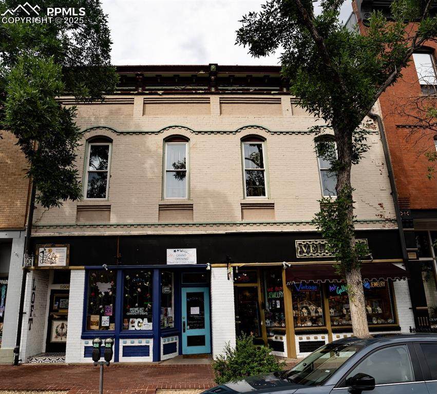 2506 Colorado Avenue - Photo 1