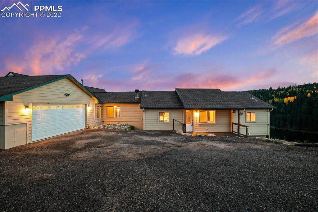 586 Maroon Lake Circle - Photo 1