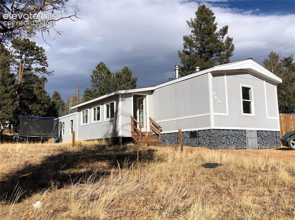 169 Daisy Street - Photo 1