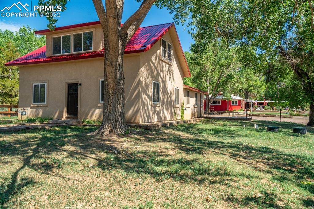 610 Kansas Avenue - Photo 1
