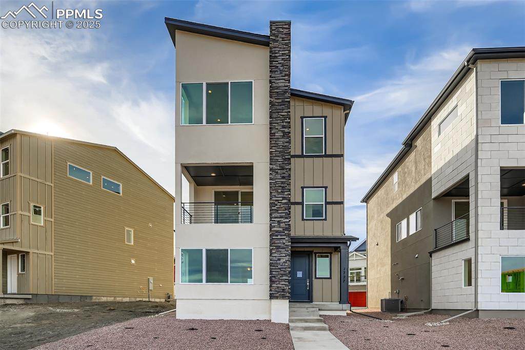 1727 Keystone Crest Lane - Photo 1