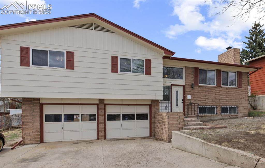 1422 Chelton Road - Photo 1