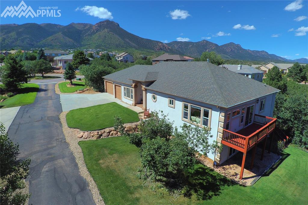 2720 Roundstone Court - Photo 1