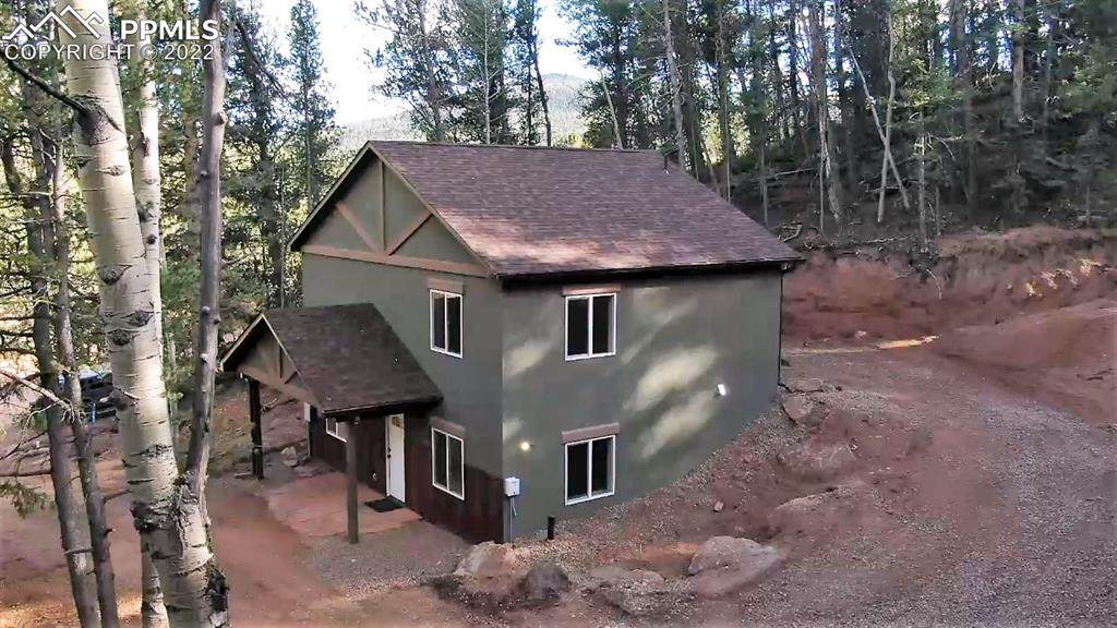 762 Wellington Drive - Photo 1