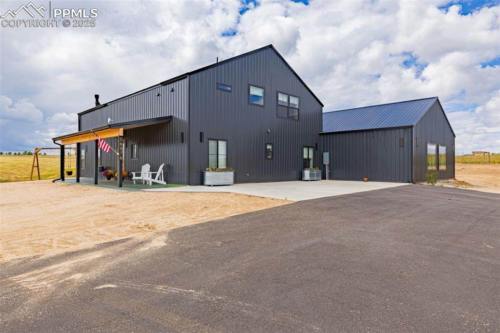 16876 Thompson Road - Photo 1