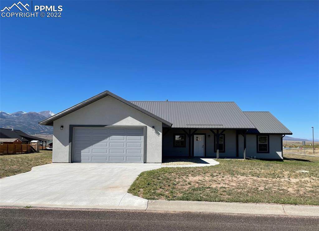 110 Yucca Lane - Photo 1