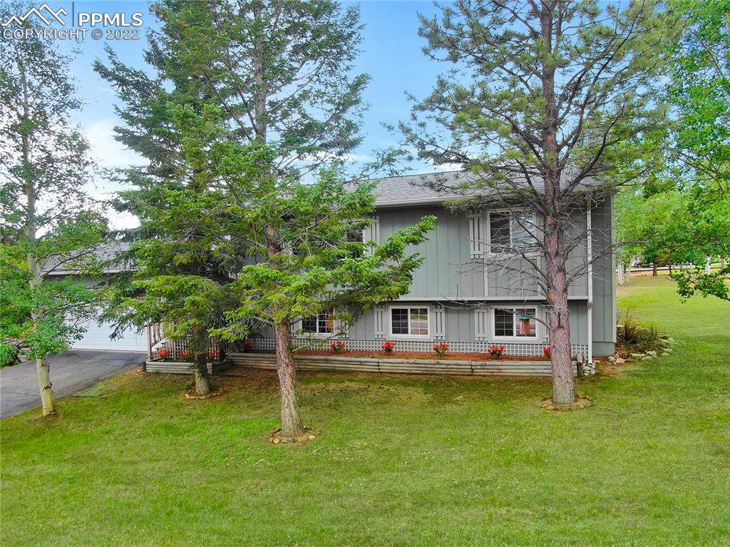 868 Northwoods Drive - Photo 1