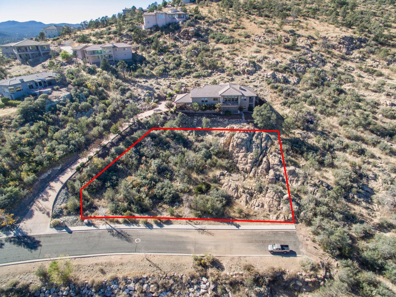 3076 La Questa - Photo 1