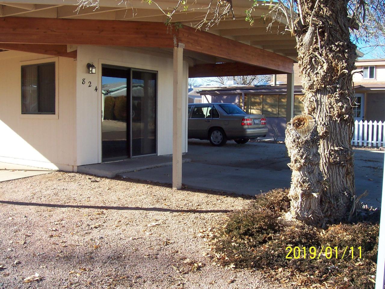 826 Creekview Drive - Photo 1