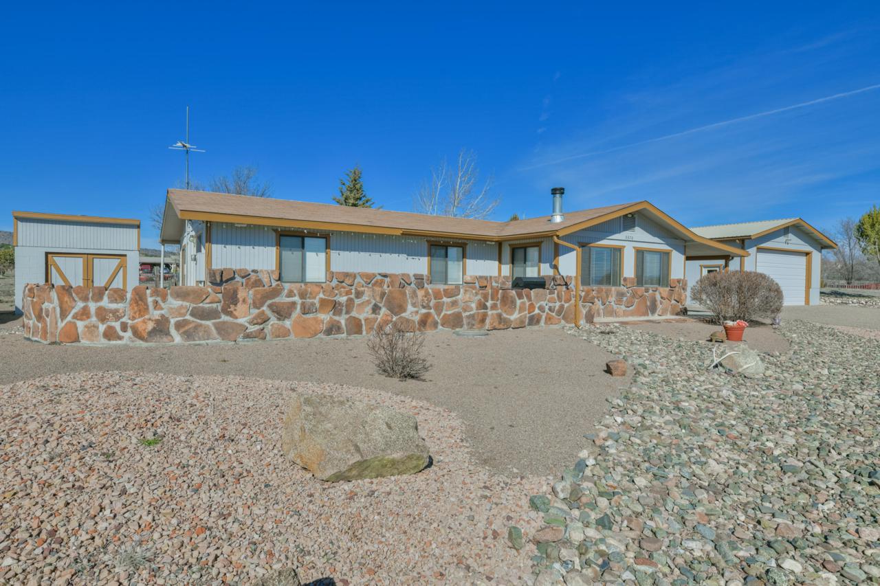 3370 Lizard Lane - Photo 1