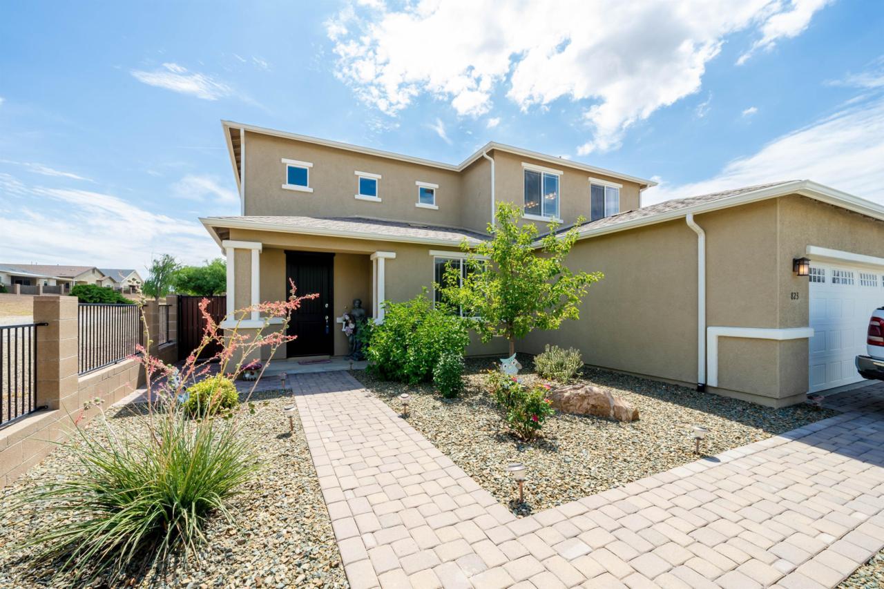 823 Morales Street - Photo 1