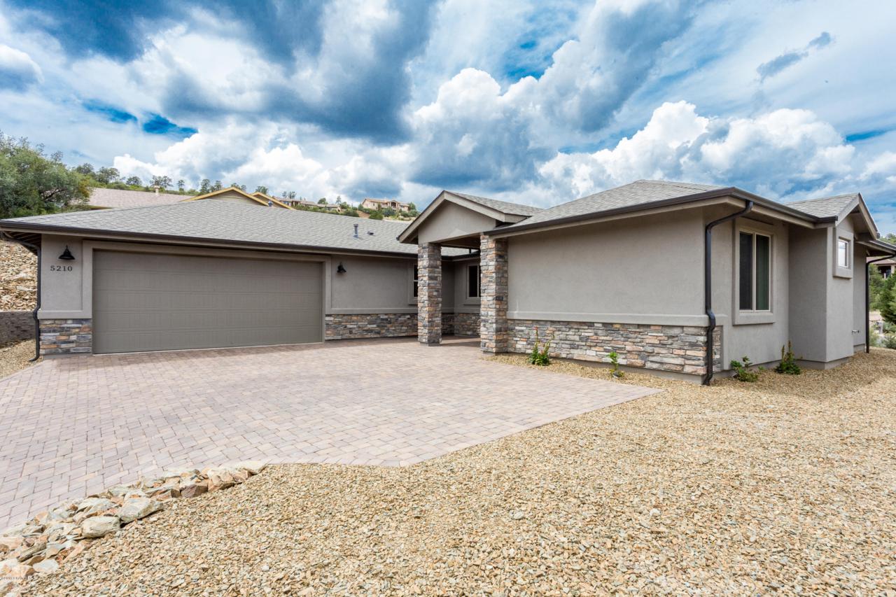 5210 Creekview Lane - Photo 1