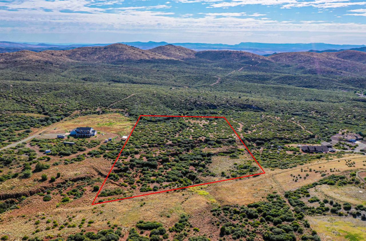73xx Thoroughbred Lane - Photo 1