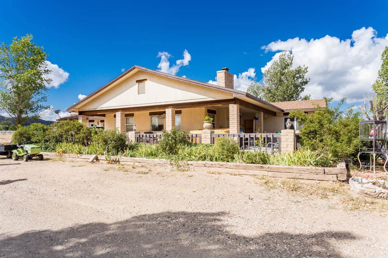 1625 Shadow Ridge Road - Photo 1