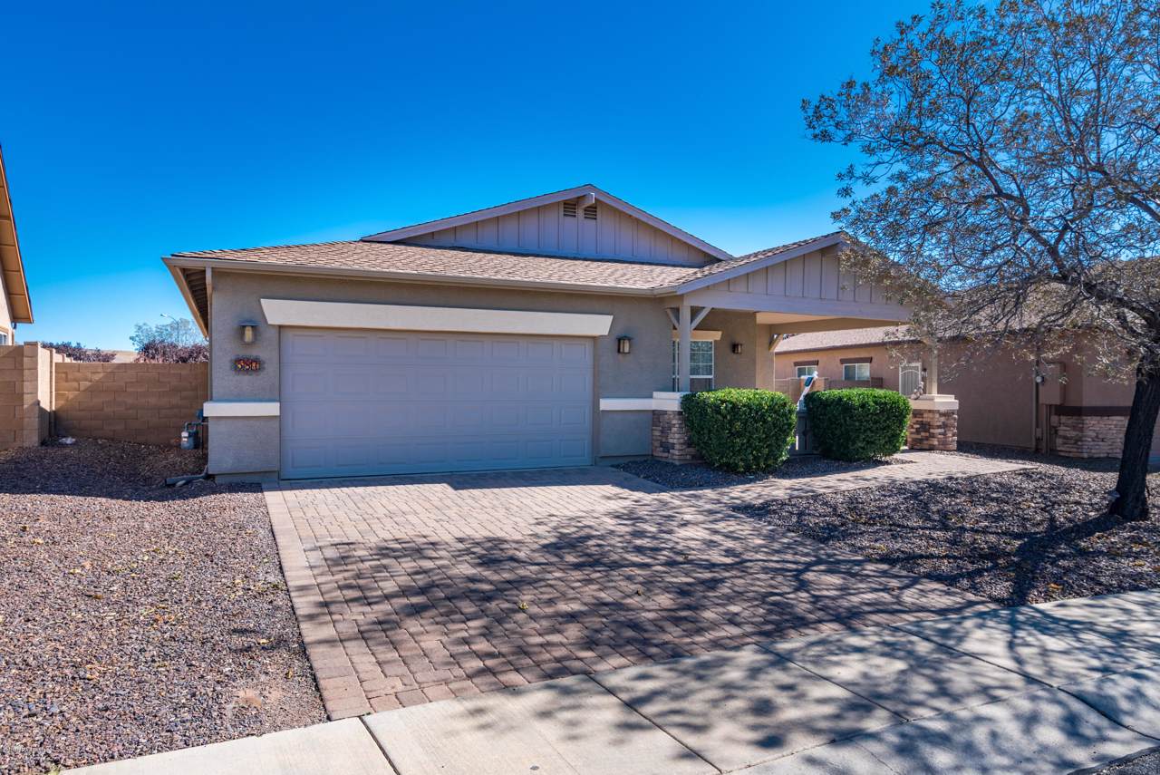 587 Franco Street - Photo 1