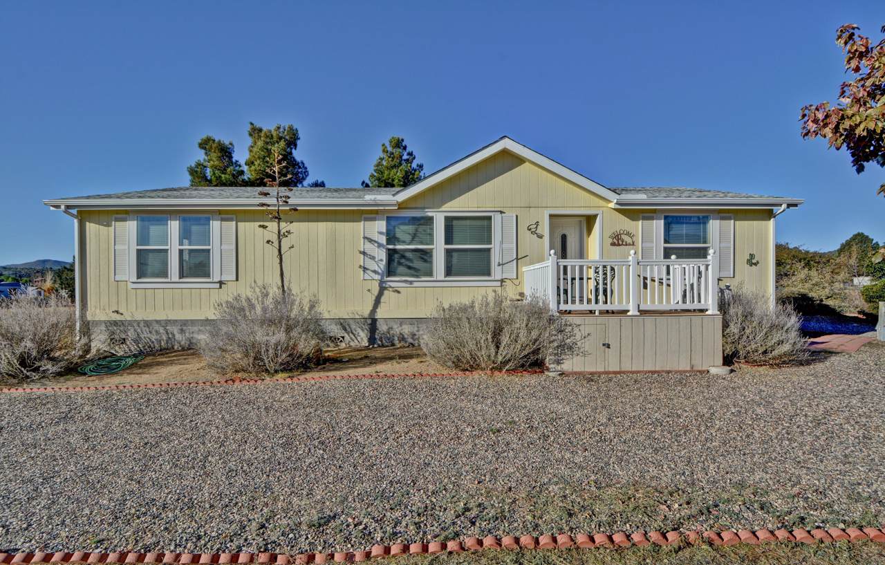 18360 John Fry Avenue - Photo 1