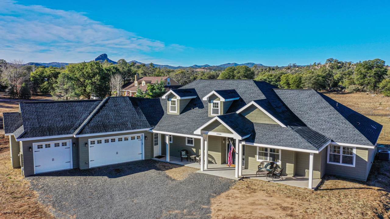 1800 Meadowridge Road - Photo 1