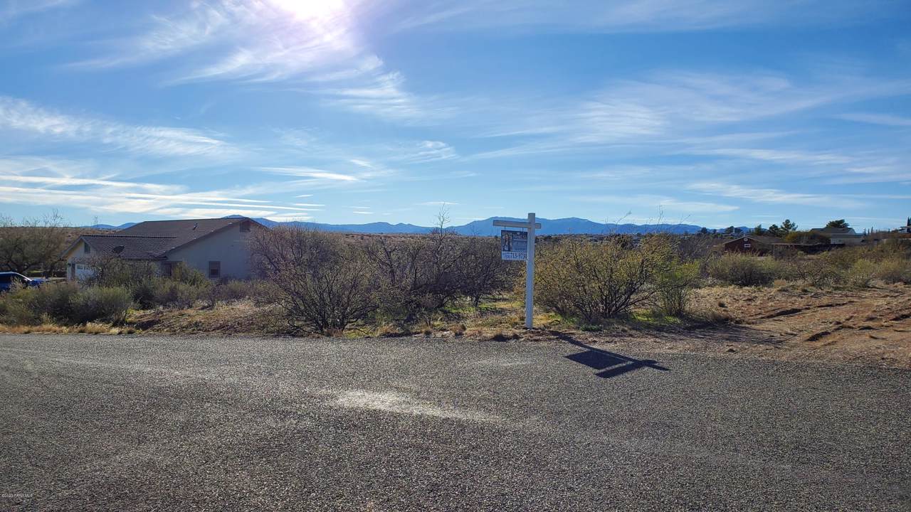 13908 Bluebird Lane - Photo 1