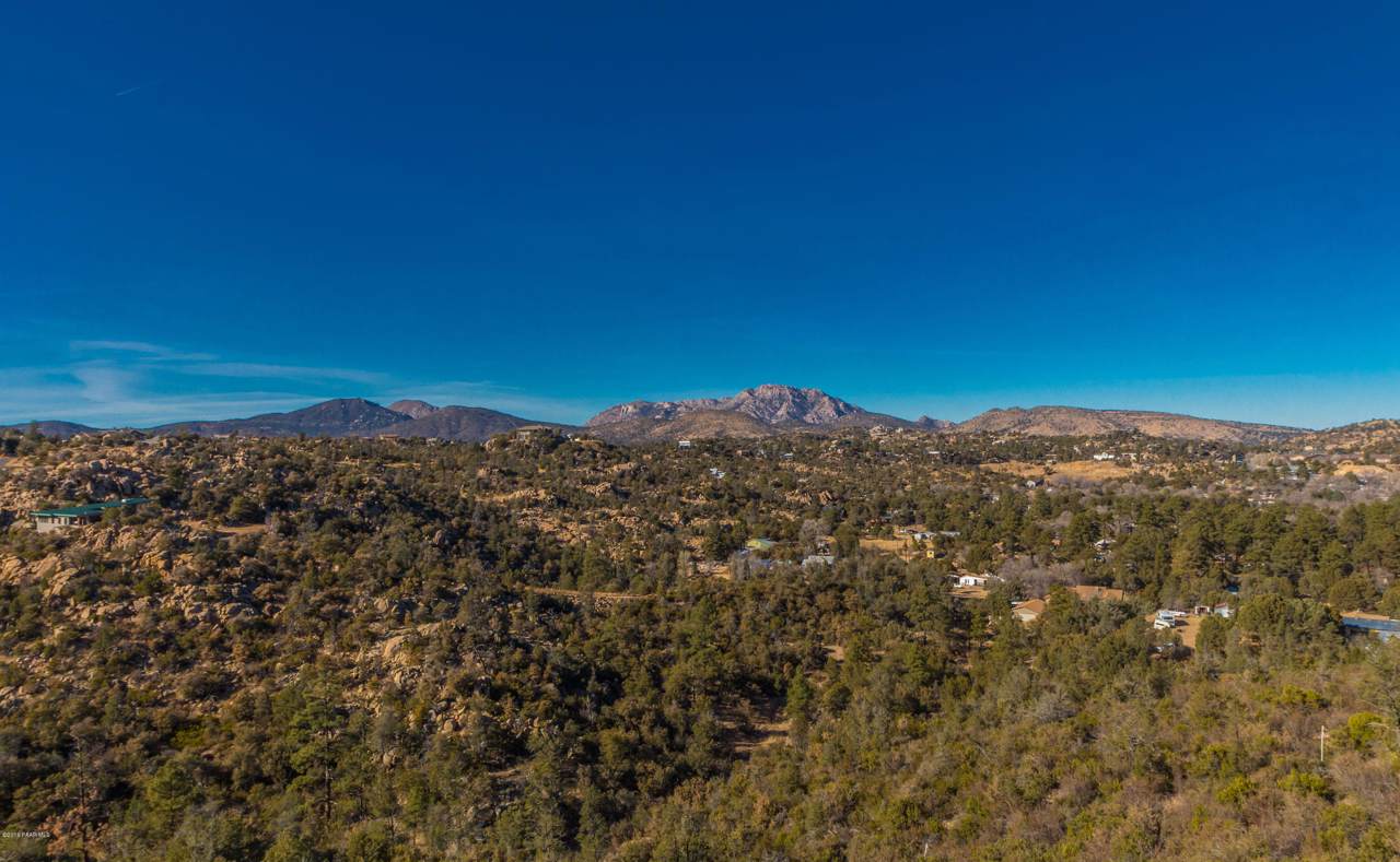 950 Downer Trail - Photo 1