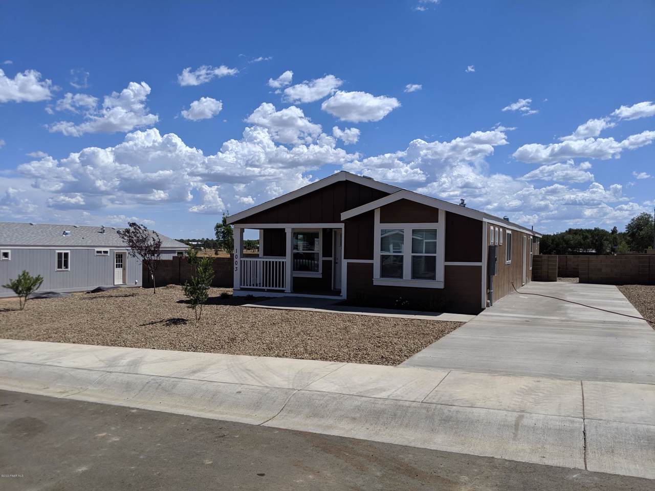 1059 Ashburn Way - Photo 1