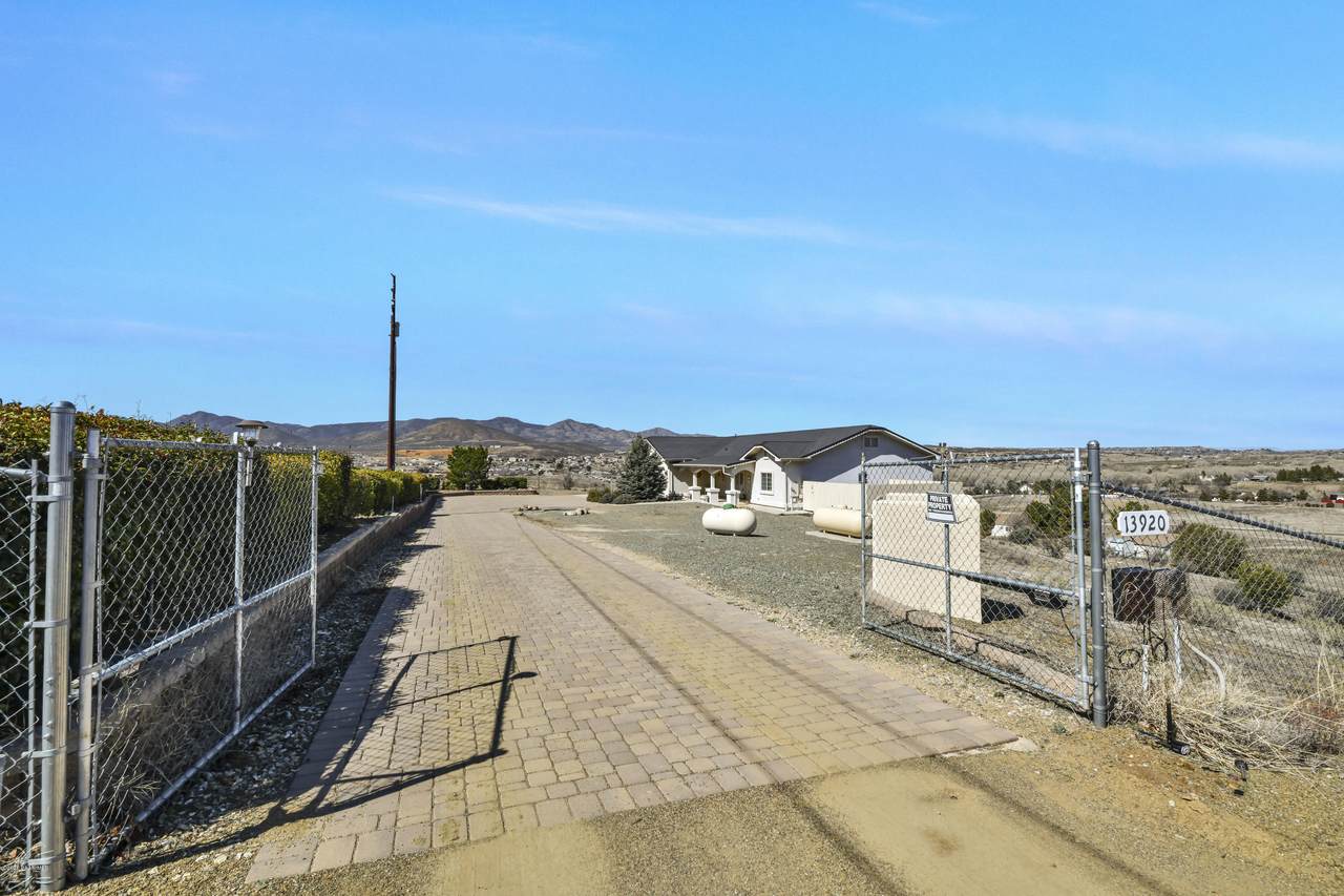 13920 Galaxy View Way - Photo 1