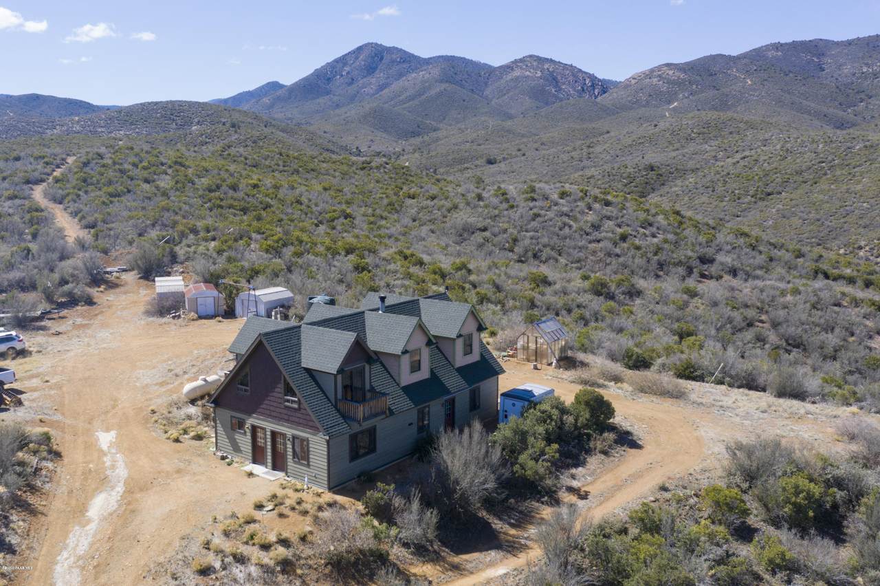 9701 Iron King Road - Photo 1