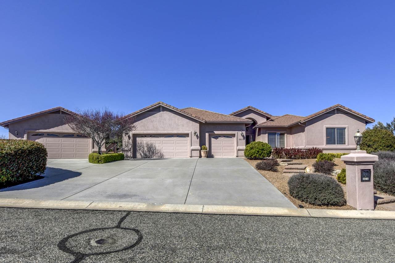 5610 Thistle Drive - Photo 1