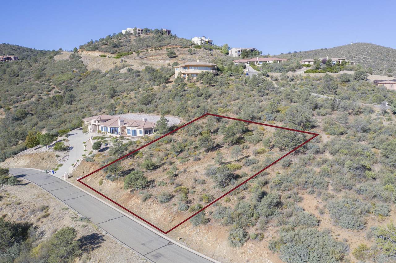 330 Silverhill Circle - Photo 1