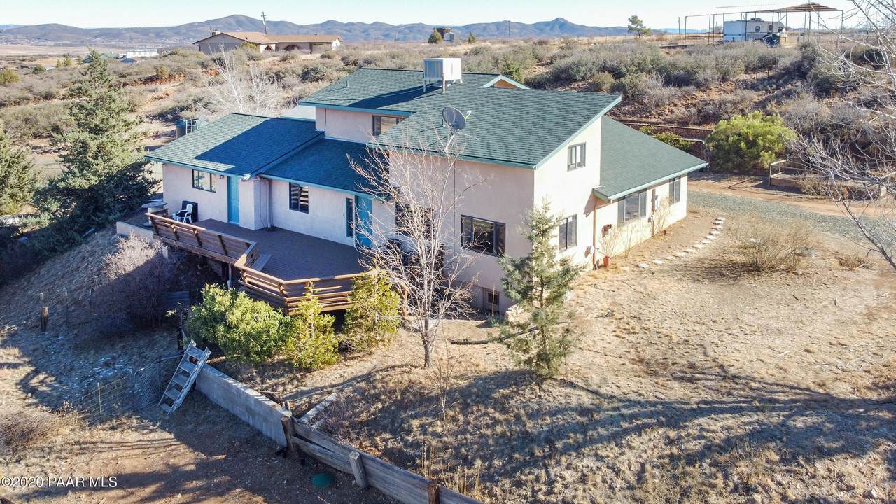 600 Hideaway Drive - Photo 1
