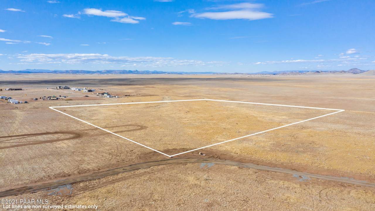 000 Antelope Meadows Drive - Photo 1