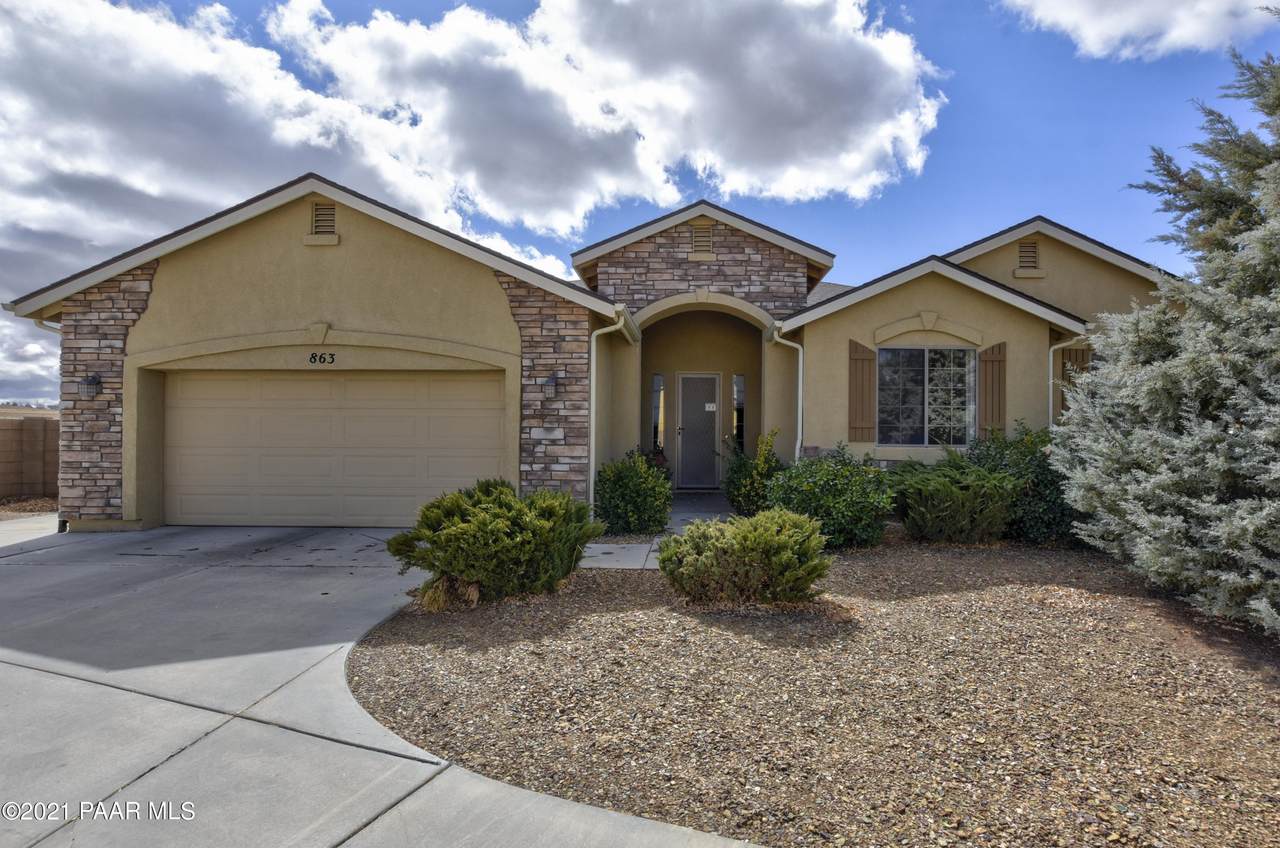 863 Pulsar Lane - Photo 1