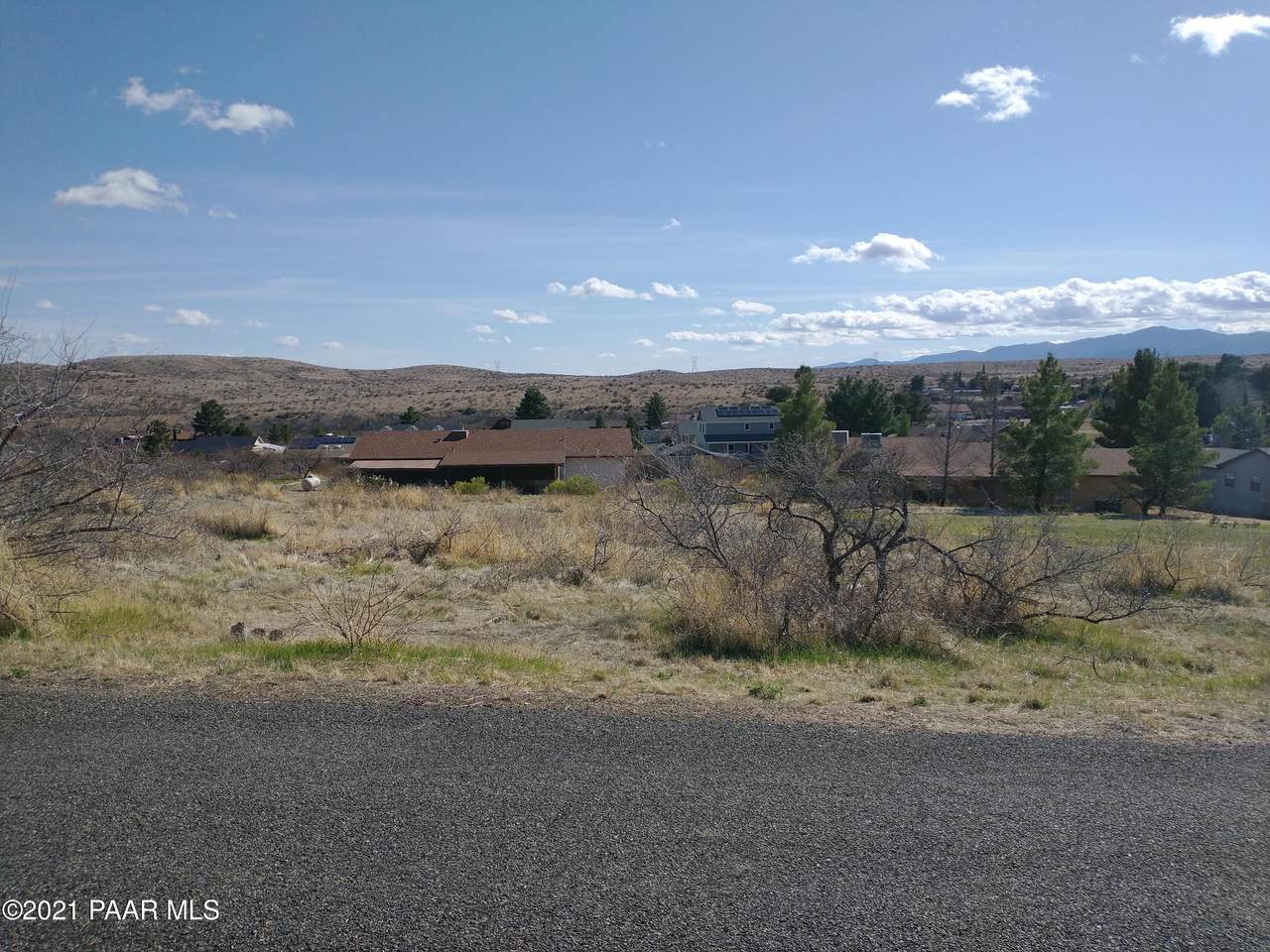 17707 Jackrabbit Road - Photo 1
