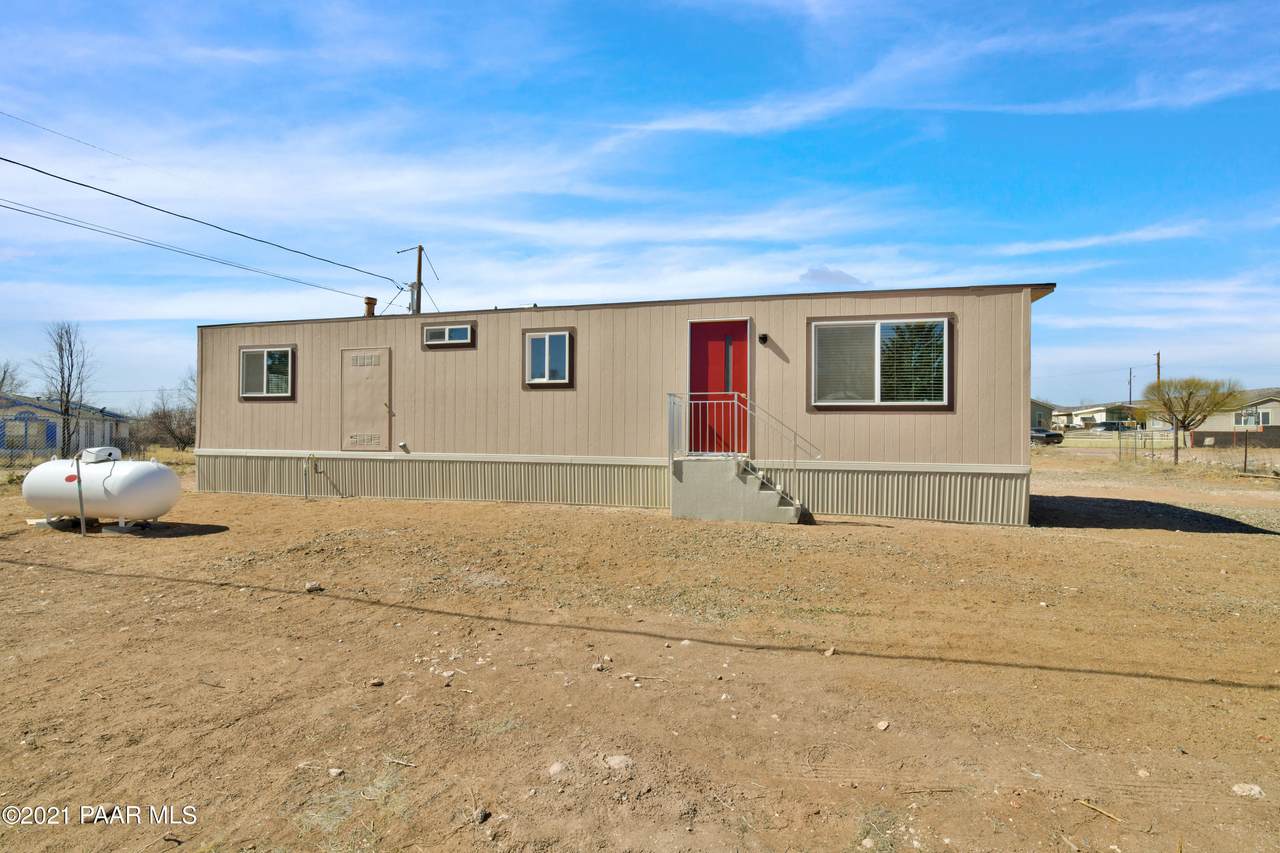 315 Birchwood Drive - Photo 1