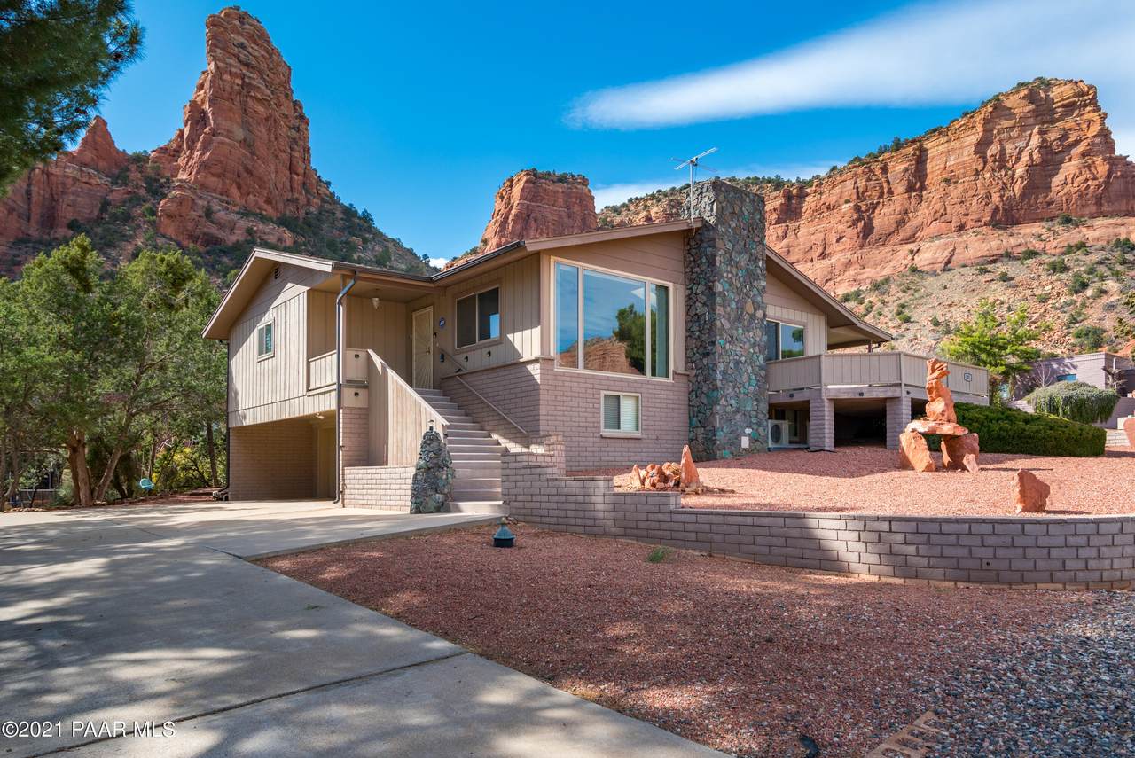 205 Red Butte Drive - Photo 1