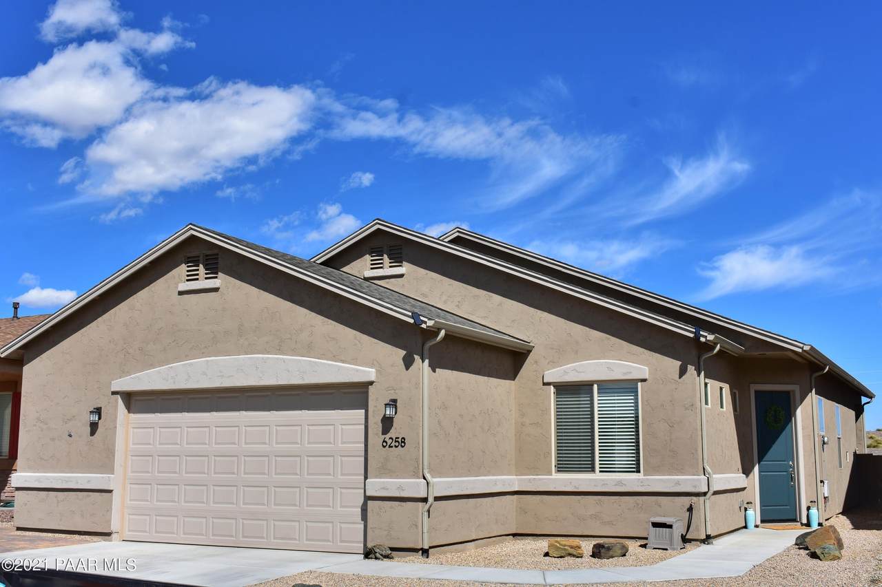 6258 Beecher Loop - Photo 1