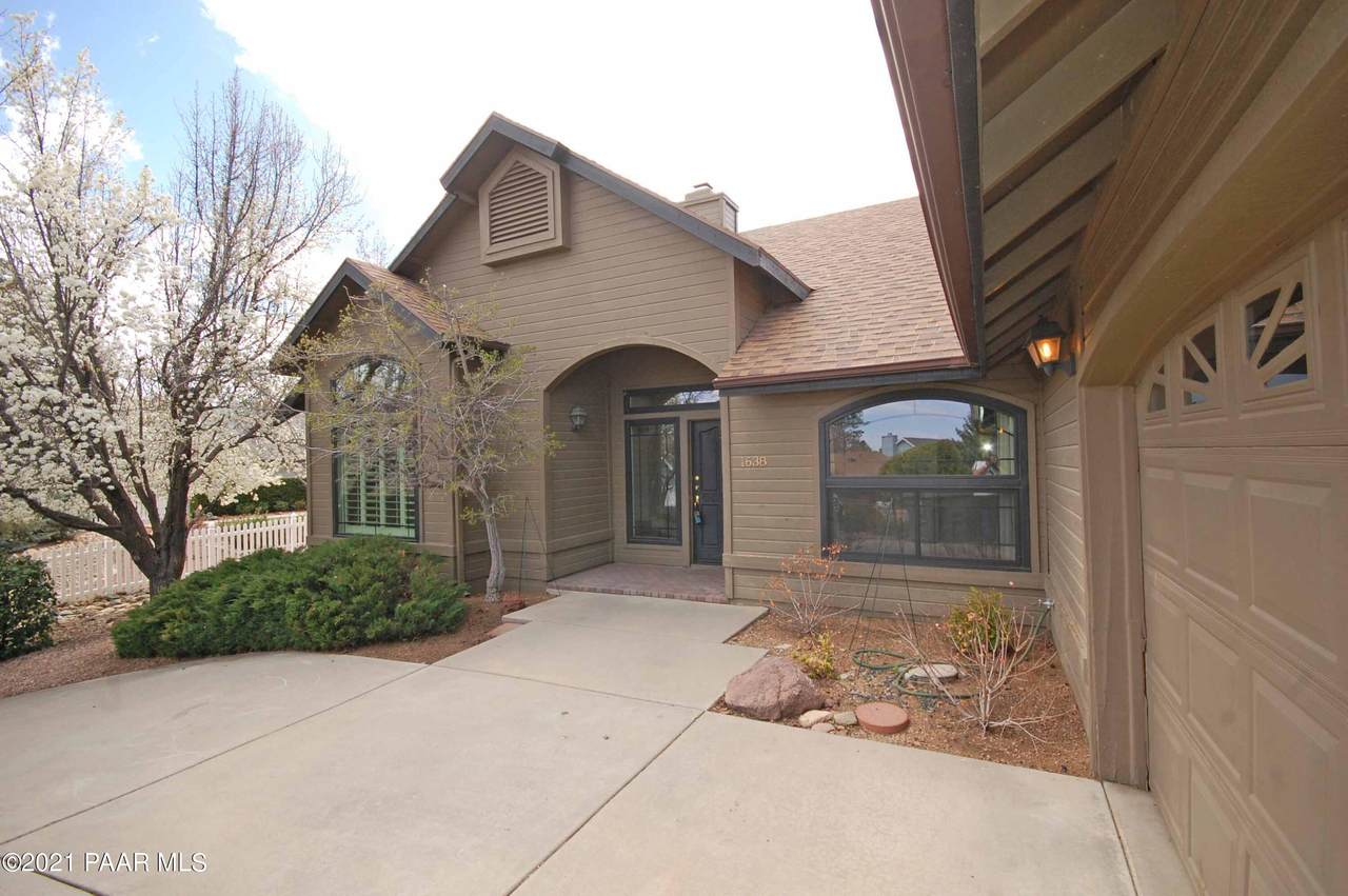 1638 Cedarwood Drive - Photo 1